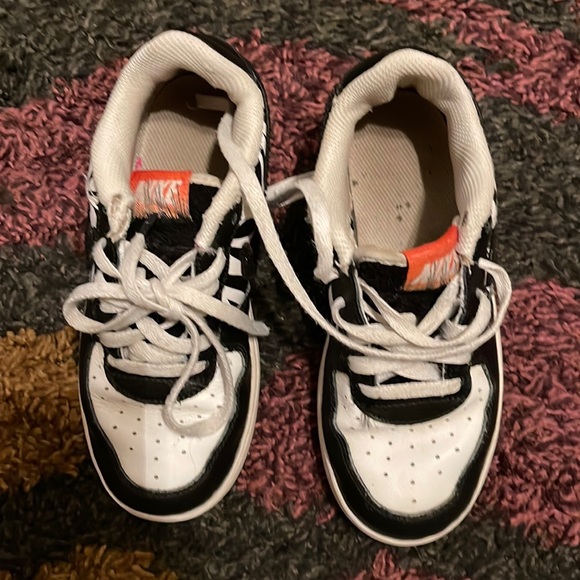 Nike Other - NIKE SNEAKERS